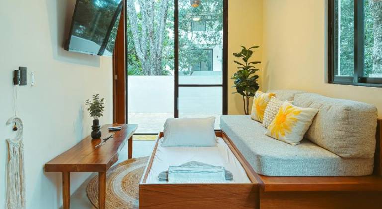 Apartment with patio & pool — photo 2