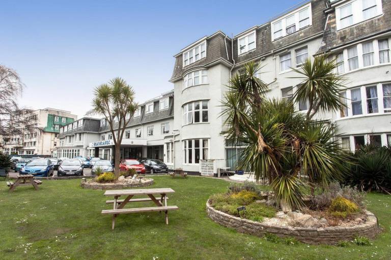 Heathlands Hotel Bournemouth in Bournemouth