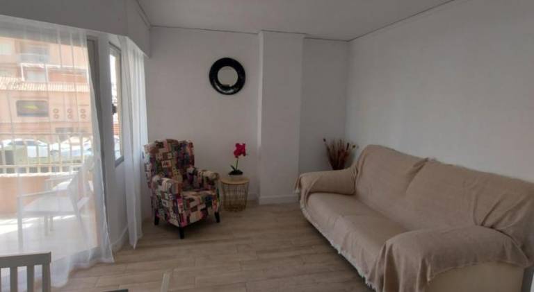 Apartment with pool — photo 2