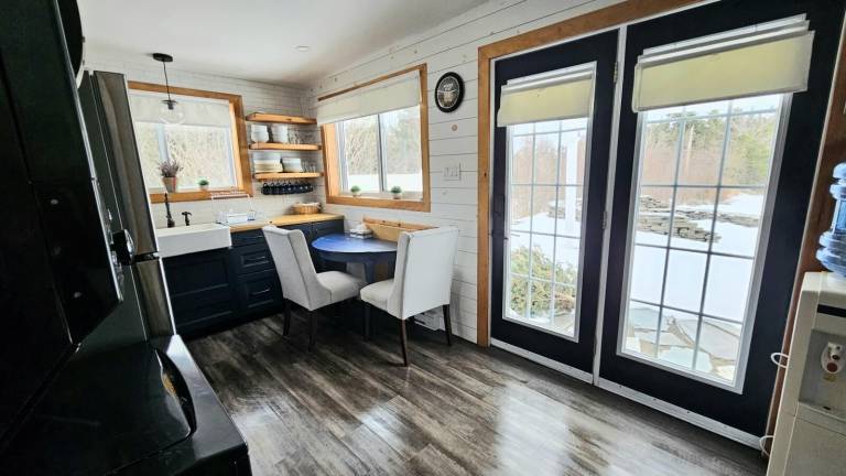 Cabin Lawrencetown
