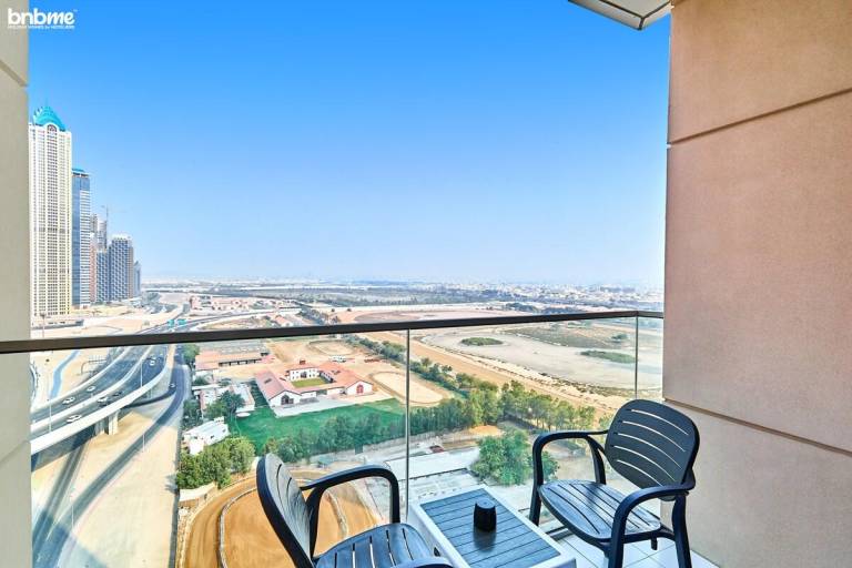 Fully equipped wonderful holiday apartment with pool | Perfect for remote work | Pets allowed in Dubai