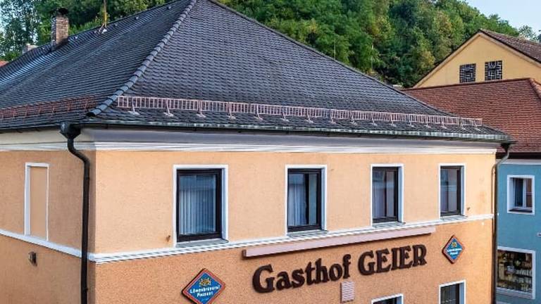 Doppelzimmer für 2 Personen in Wörth An Der Donau