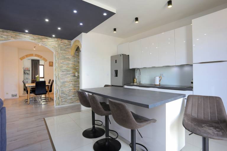 Two bedroom apartment with terrace and sea view Mastrinka (Čiovo) (A-4324-a) — photo 2