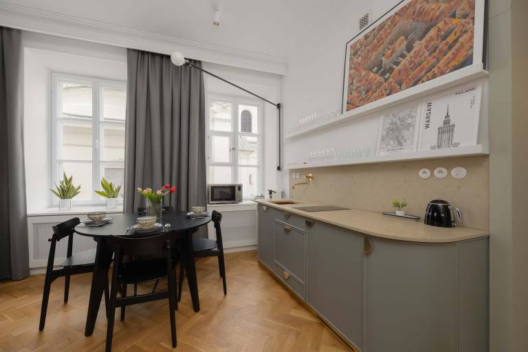 Family-friendly rental apartment with fast internet | Next to Royal Castle | Pets are welcome — photo 3