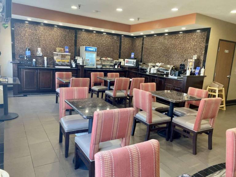 Best Western Emporia Inn — photo 4