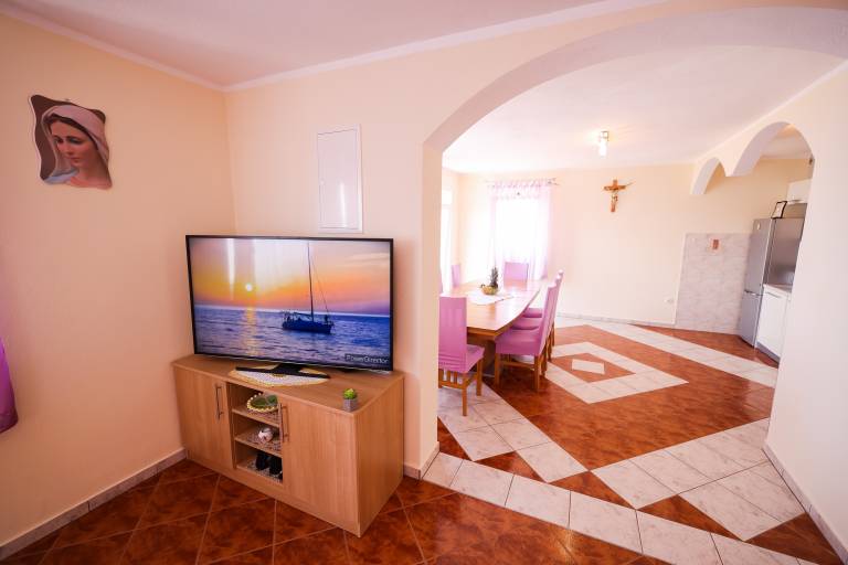 Three bedroom apartment with terrace and sea view Kozjača, Paklenica (A-25456-a) — photo 5