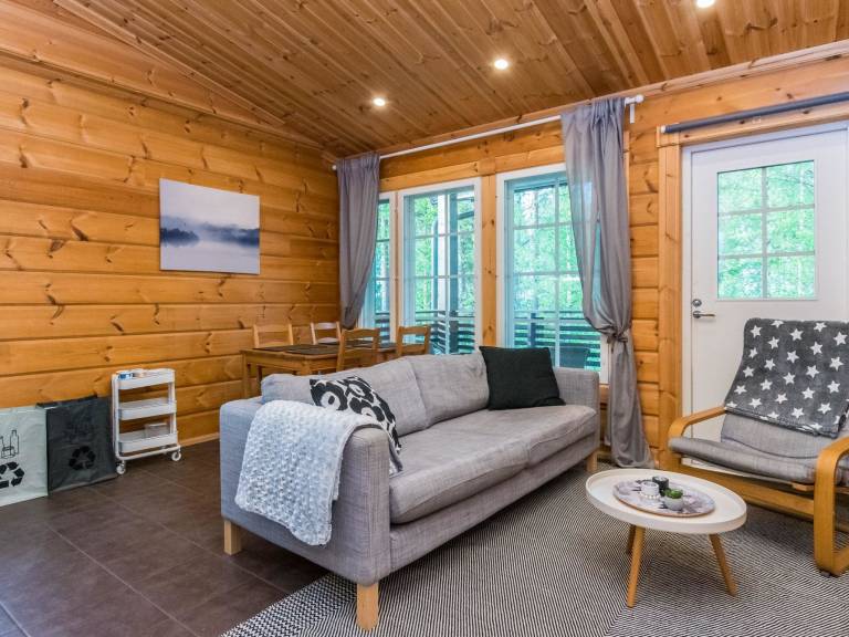 Wonderful vacation home with patio & sauna | Nature view | Pets allowed — photo 3