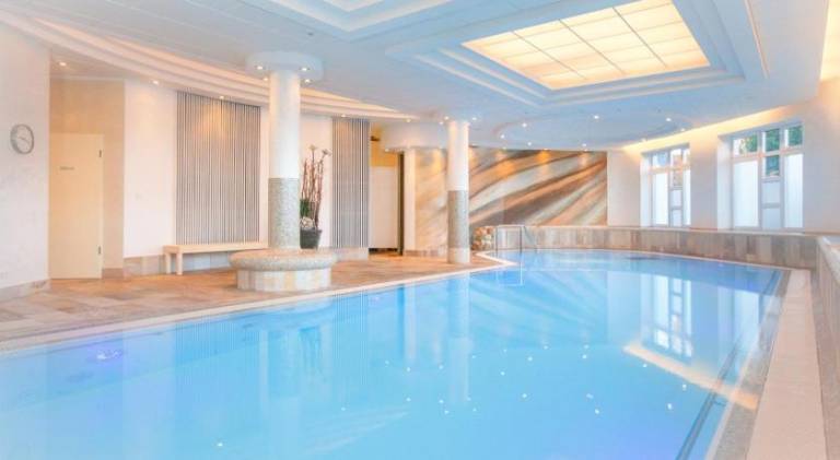 Apartment with pool | Pets allowed — photo 3