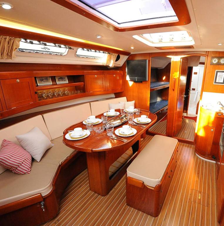 Houseboat Croatia
