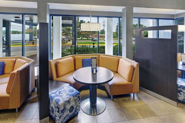 Courtyard by Marriott Chicago Glenview Northbrook