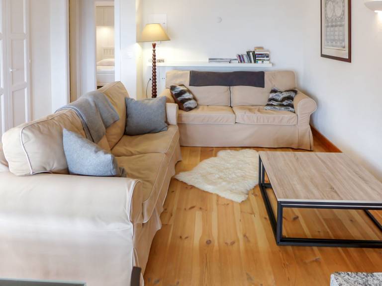 Fully equipped holiday apartment with patio | Mountain view | Perfect for remote work | Dogs allowed — photo 3