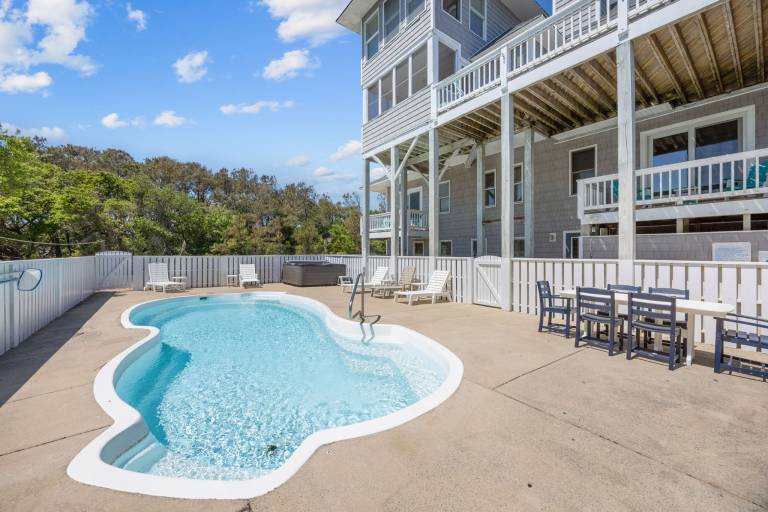 House with terrace, hot tub & BBQ | Water view — photo 2