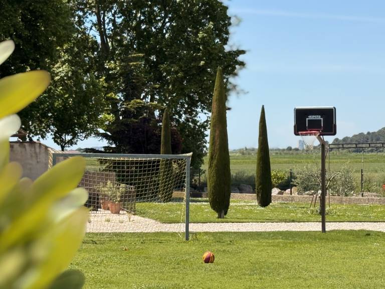 Children-friendly gite with garden, terrace & BBQ | Garden view | Dogs allowed — photo 4