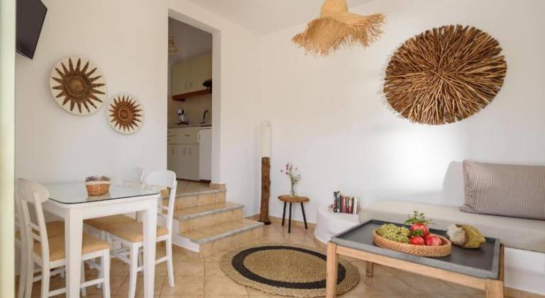 Holiday apartment with terrace & yard | Beach nearby | Dogs allowed — photo 3