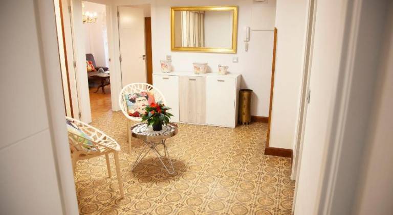 Holiday apartment with 2 rooms for 4 persons in Gijon