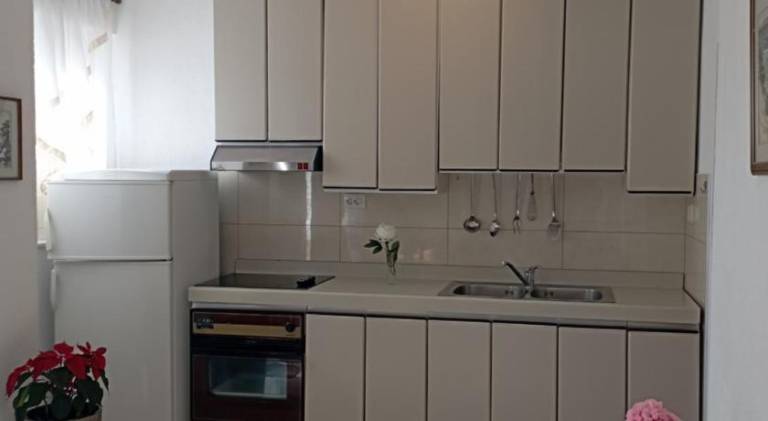 Apartment with 1 room for 4 persons — photo 5