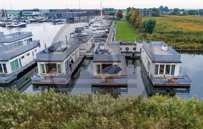 Huisboot Kaag