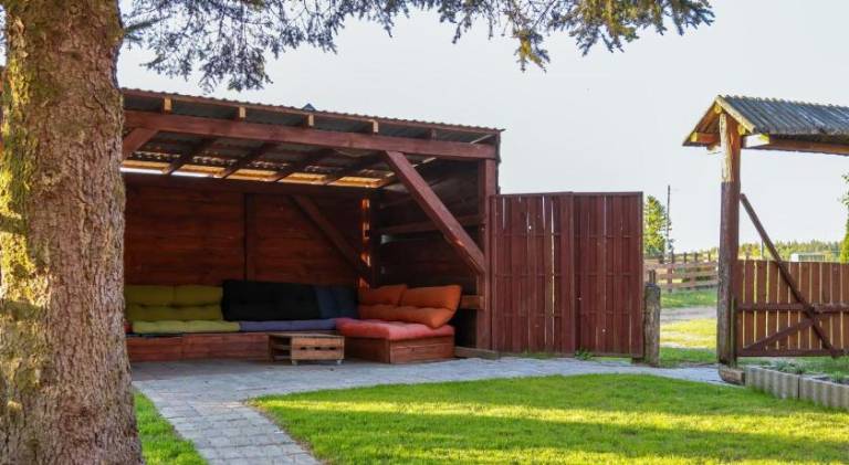 Lodge with sauna, jacuzzi & patio | Dogs allowed — photo 3