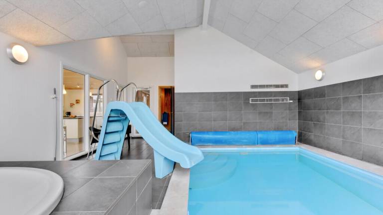Family-oriented wonderful vacation home with sauna, BBQ & private pool | Dogs allowed in Nordborg