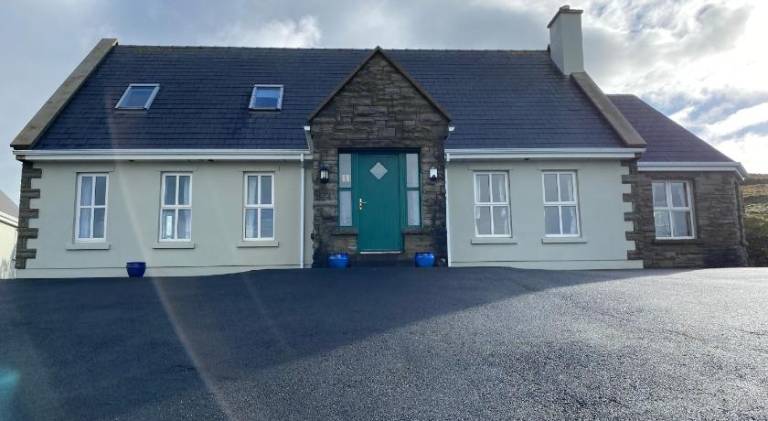 185 m&sup2; Ferienhaus