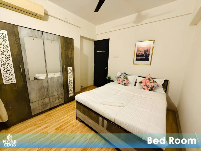 Apartment Dadar West