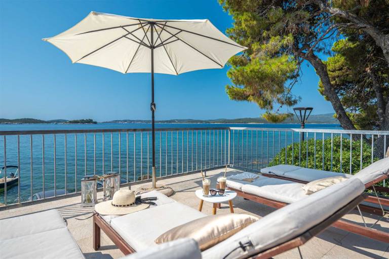 Beachvilla AdriaStone with Pool and Jacuzzi — photo 5