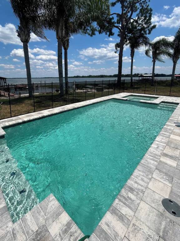 House Tavares