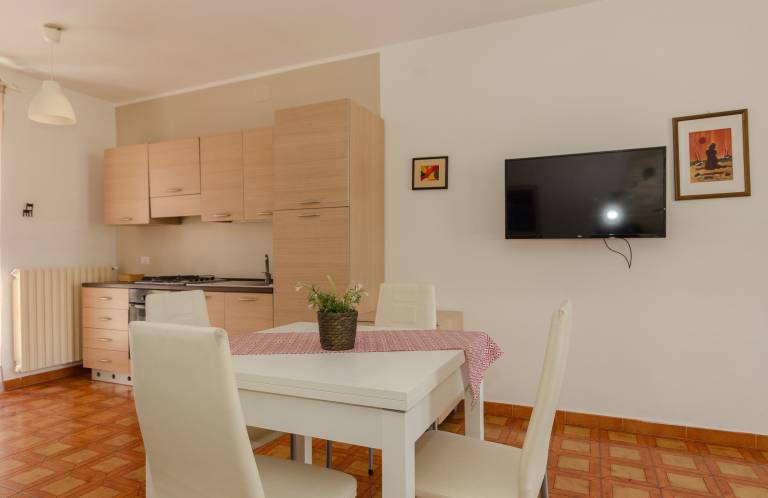 House with barbecue, garden & terrace | Panoramic view — photo 5