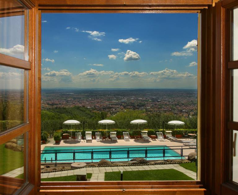 Villa with garden, terrace & private pool | Panoramic view — photo 4