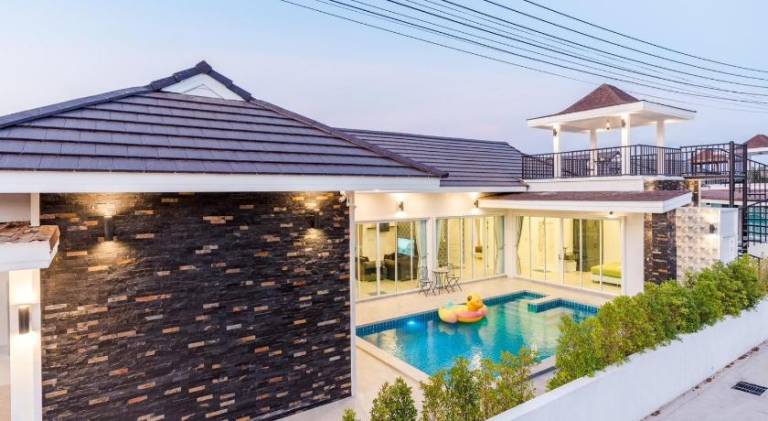 Nice villa with pool & jacuzzi | Pets are welcome — photo 5