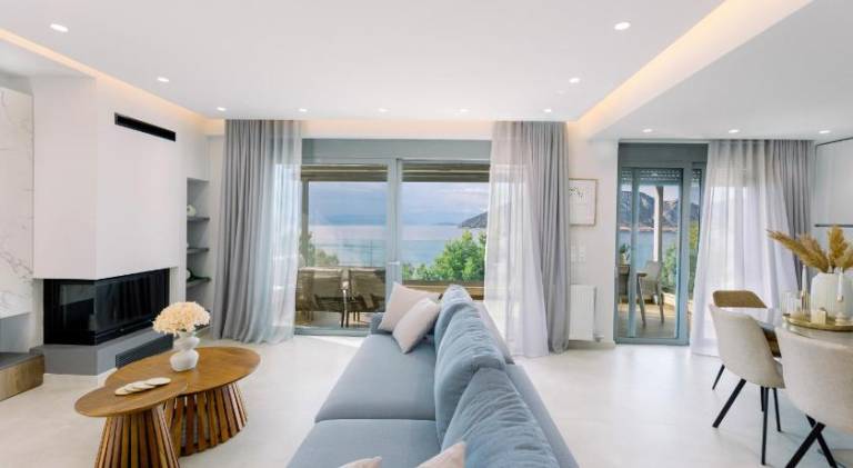 Beautiful rental apartment with yard & patio | Dogs allowed in Distomo-Arachova-Antikyra