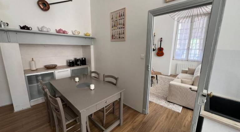 Apartment with 1 room for 4 persons — photo 4