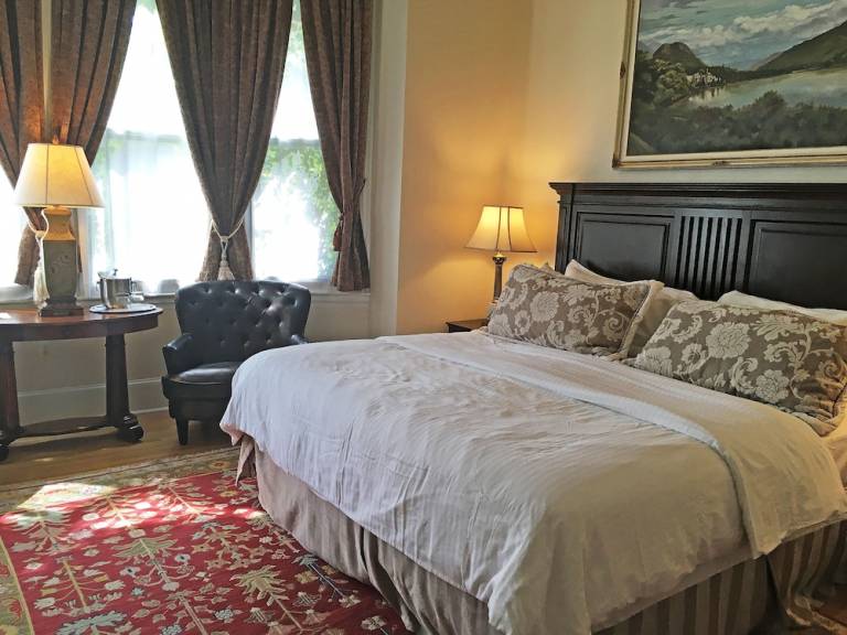 Bed and breakfast  Washington Square West