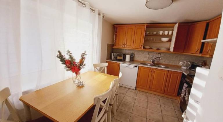 Rental apartment with 2 rooms for 4 persons — photo 3