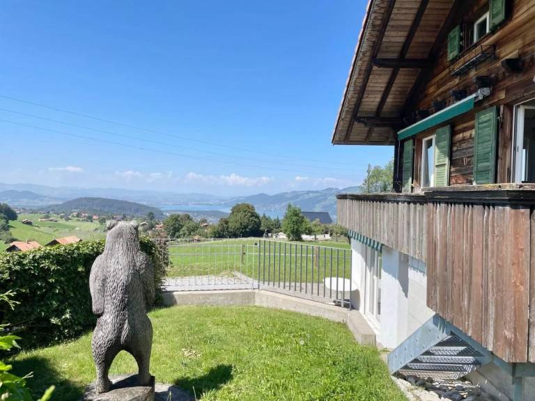     
Ferienhaus ∙ 4 Gäste ∙ 2 Schlafzimmer
