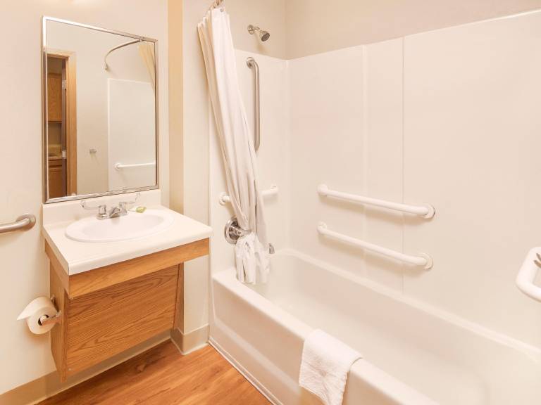 Extended Stay America Select Suites - Fayetteville - Cliffdale in Fayetteville, NC