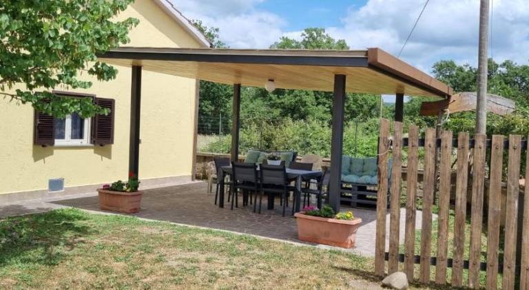 House with yard, pool & barbecue — photo 5