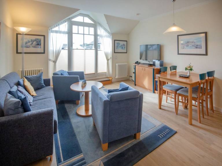 Komfort Ferienwohnung mit 1 Schlafzimmer und Balkon im Dachgeschoss in Binz