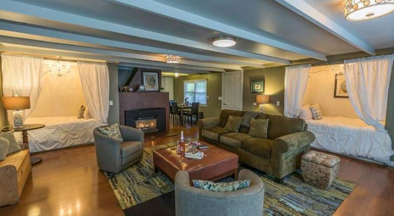 COTTAGES AT LITTLE RIVER COVE - BED AND BREAKFAST — photo 2