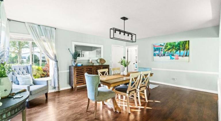 Big vacation home with pool | Pets allowed — photo 4