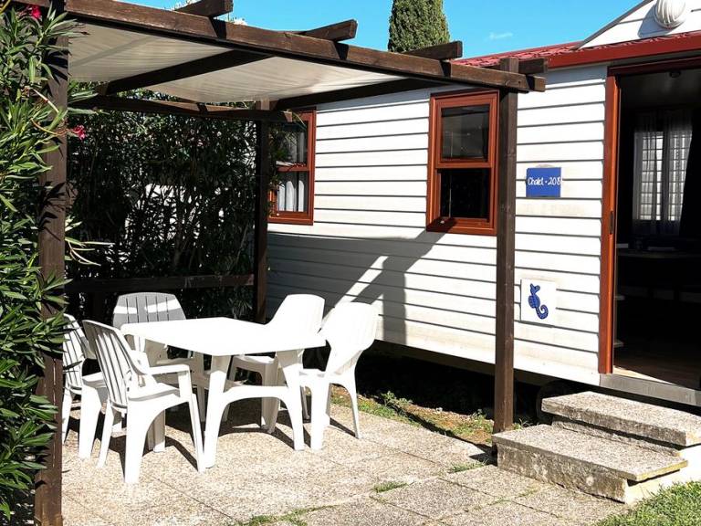 Mobile home with terrace & pool — photo 4