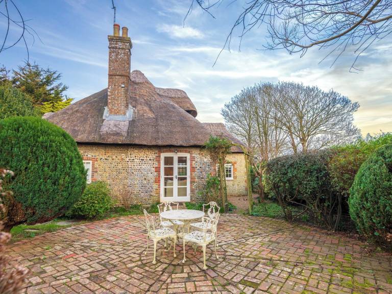 Cottage  Littlehampton