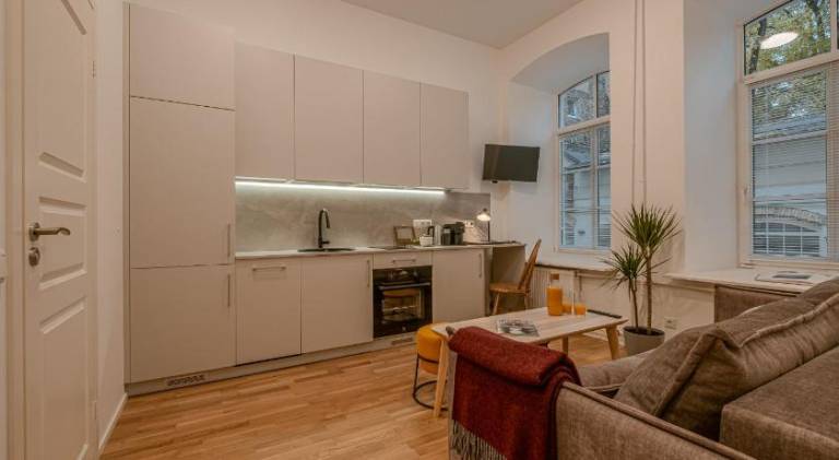 Railway Apartments — photo 5