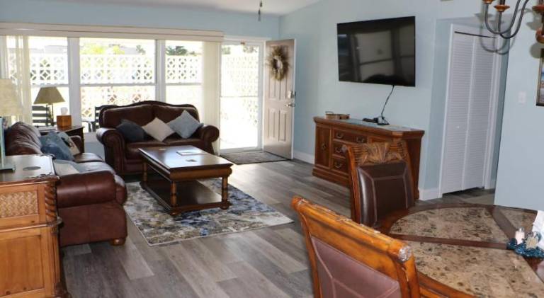 Vacation home | Dogs allowed in Daytona Beach Shores, FL