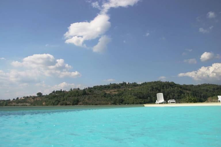 Charming rental apartment with pool | Pets are welcome — photo 2