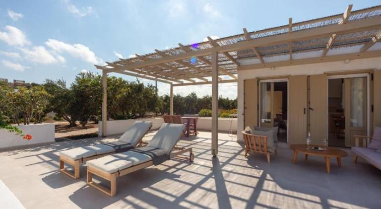 Holiday apartment with terrace & yard — photo 3