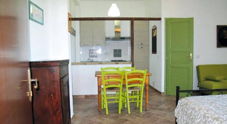 Rental apartment with patio, pool & garden | Pets are welcome — photo 2