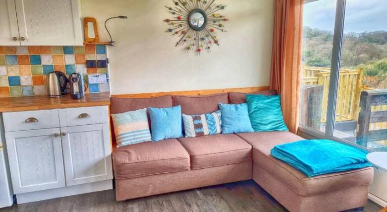 Holiday apartment with 2 rooms for 5 persons — photo 2