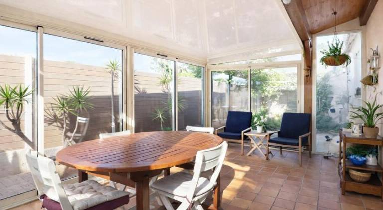 Vacation home with terrace — photo 4
