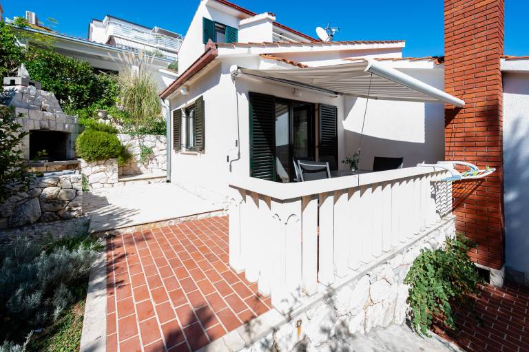 Rental apartment with barbeque & terrace — photo 4